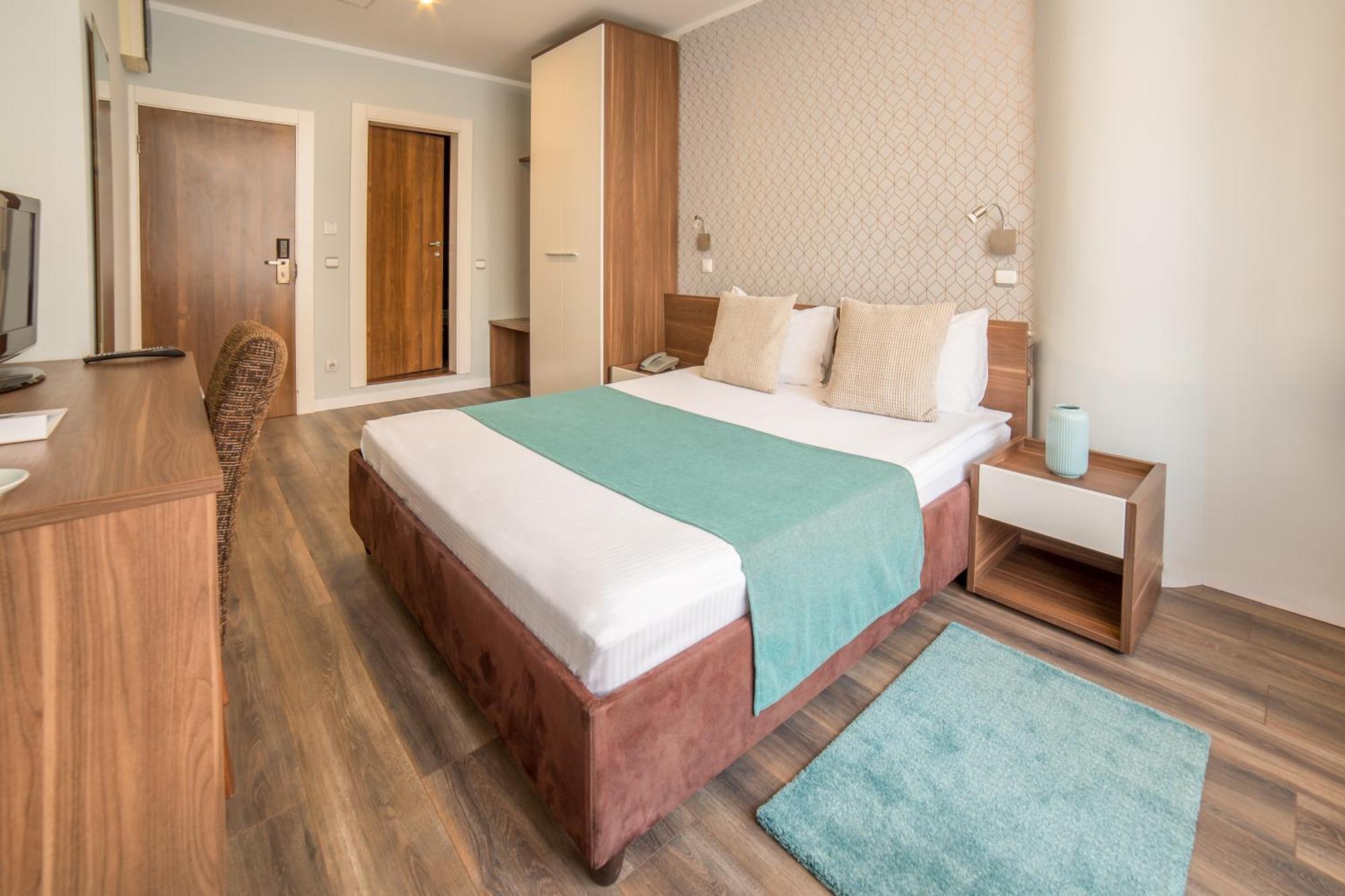 Balkan Hotel Garni Belgrado Esterno foto